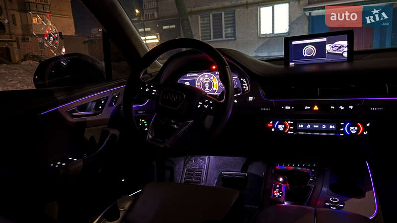 Внедорожник / Кроссовер Audi Q7 2016 в Житомире