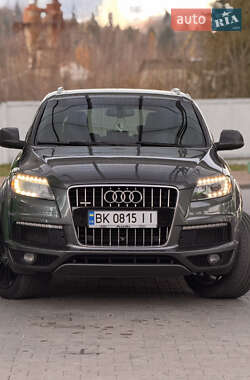 Позашляховик / Кросовер Audi Q7 2013 в Чернівцях