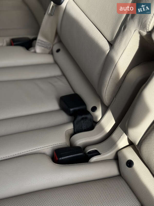 Внедорожник / Кроссовер Audi Q7 2016 в Киеве