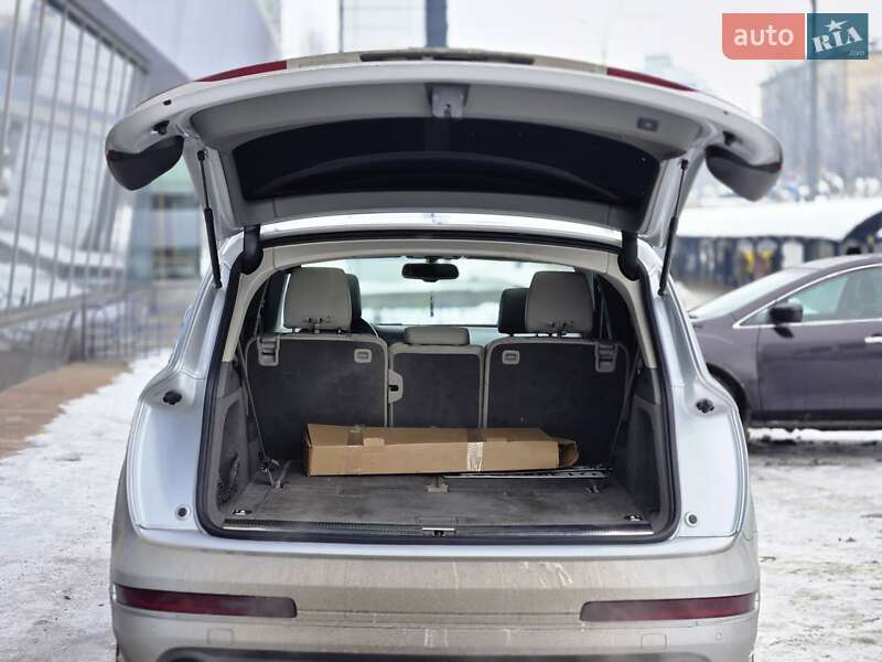 Позашляховик / Кросовер Audi Q7 2014 в Києві фото 26 Позашляховик / Кросовер Audi Q7 2014 в Києві