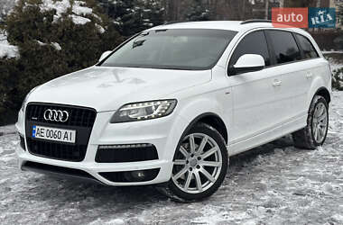 Позашляховик / Кросовер Audi Q7 2014 в Дніпрі