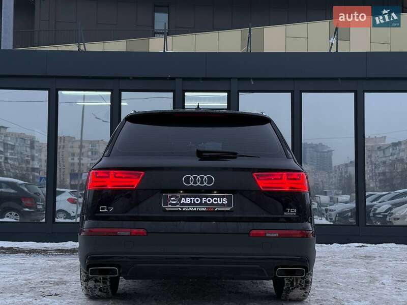 Внедорожник / Кроссовер Audi Q7 2017 в Киеве фото 7 Внедорожник / Кроссовер Audi Q7 2017 в Киеве