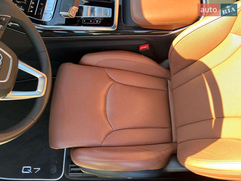 Внедорожник / Кроссовер Audi Q7 2020 в Киеве фото 15 Внедорожник / Кроссовер Audi Q7 2020 в Киеве