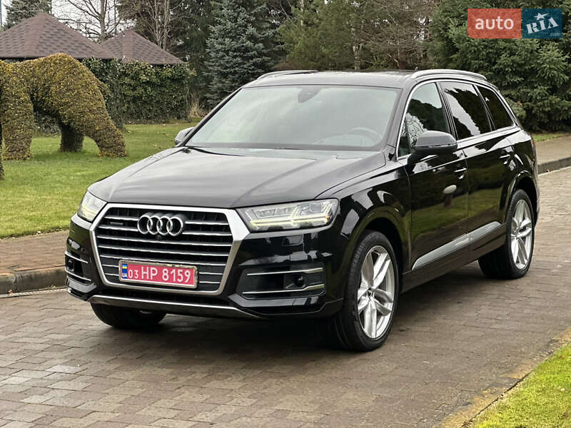 Внедорожник / Кроссовер Audi Q7 2017 в Сарнах