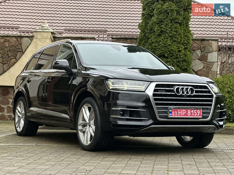 Внедорожник / Кроссовер Audi Q7 2017 в Сарнах