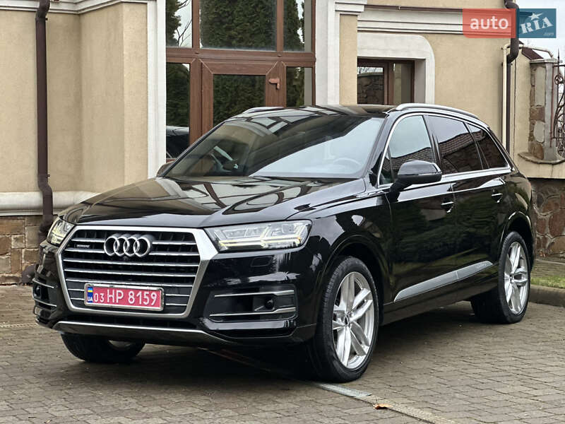 Внедорожник / Кроссовер Audi Q7 2017 в Сарнах