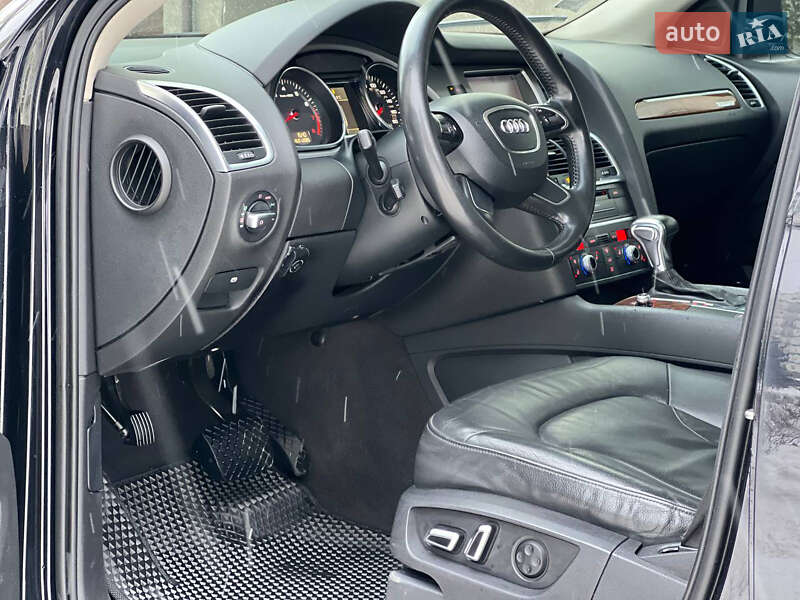 Внедорожник / Кроссовер Audi Q7 2012 в Хмельницком