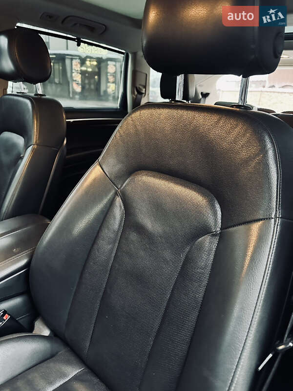 Внедорожник / Кроссовер Audi Q7 2012 в Тячеве фото 97 Внедорожник / Кроссовер Audi Q7 2012 в Тячеве