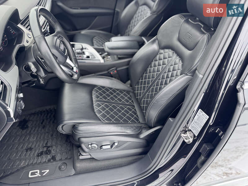 Позашляховик / Кросовер Audi Q7 2017 в Рівному фото 26 Позашляховик / Кросовер Audi Q7 2017 в Рівному