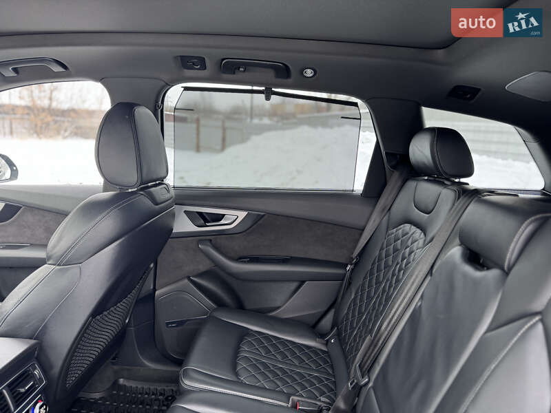 Позашляховик / Кросовер Audi Q7 2017 в Рівному фото 32 Позашляховик / Кросовер Audi Q7 2017 в Рівному