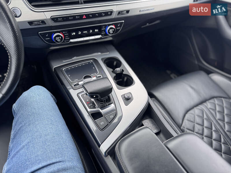 Позашляховик / Кросовер Audi Q7 2017 в Рівному фото 54 Позашляховик / Кросовер Audi Q7 2017 в Рівному