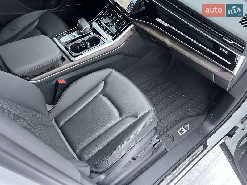 Внедорожник / Кроссовер Audi Q7 2020 в Сумах фото 40 Внедорожник / Кроссовер Audi Q7 2020 в Сумах