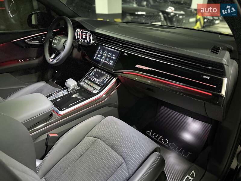 Позашляховик / Кросовер Audi Q7 2025 в Дніпрі