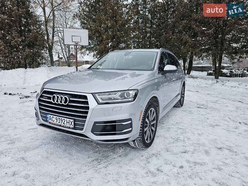 Внедорожник / Кроссовер Audi Q7 2015 в Ковеле