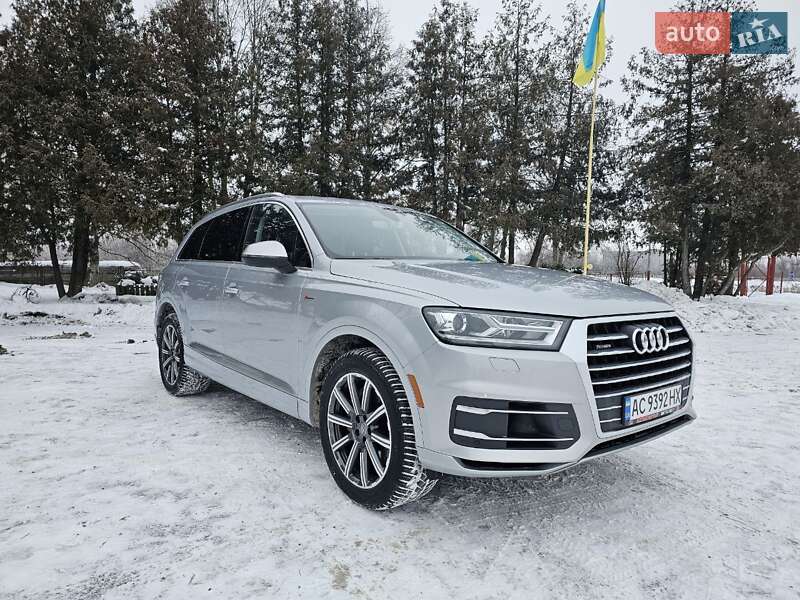Внедорожник / Кроссовер Audi Q7 2015 в Ковеле