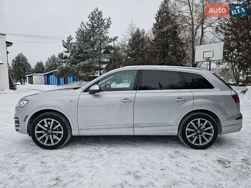Внедорожник / Кроссовер Audi Q7 2015 в Ковеле