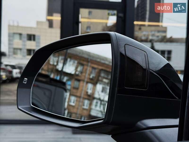 Позашляховик / Кросовер Audi Q7 2018 в Києві