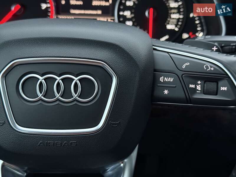 Позашляховик / Кросовер Audi Q7 2018 в Києві