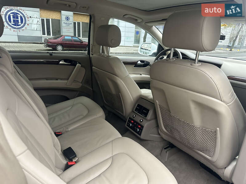 Позашляховик / Кросовер Audi Q7 2011 в Одесі фото 15 Позашляховик / Кросовер Audi Q7 2011 в Одесі