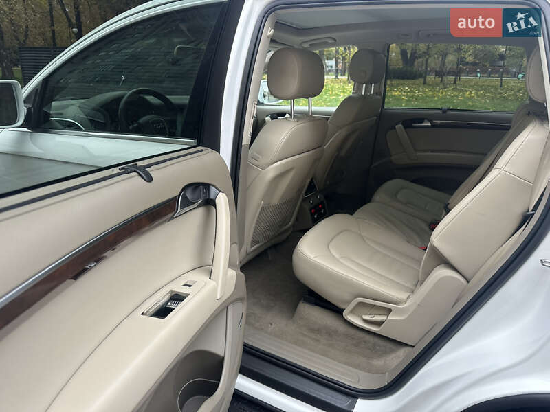Позашляховик / Кросовер Audi Q7 2011 в Одесі фото 19 Позашляховик / Кросовер Audi Q7 2011 в Одесі