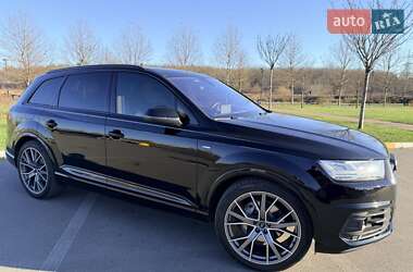 Внедорожник / Кроссовер Audi Q7 2017 в Киеве