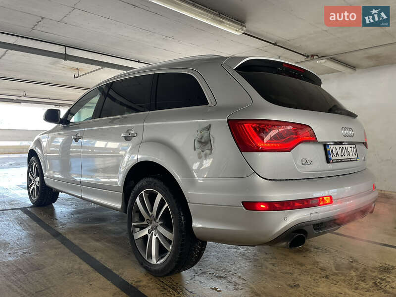 Позашляховик / Кросовер Audi Q7 2012 в Києві фото 6 Позашляховик / Кросовер Audi Q7 2012 в Києві