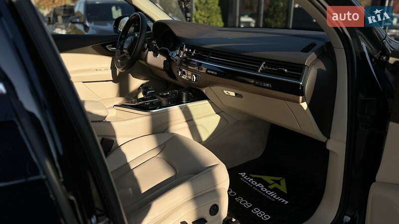 Позашляховик / Кросовер Audi Q7 2016 в Києві фото 20 Позашляховик / Кросовер Audi Q7 2016 в Києві