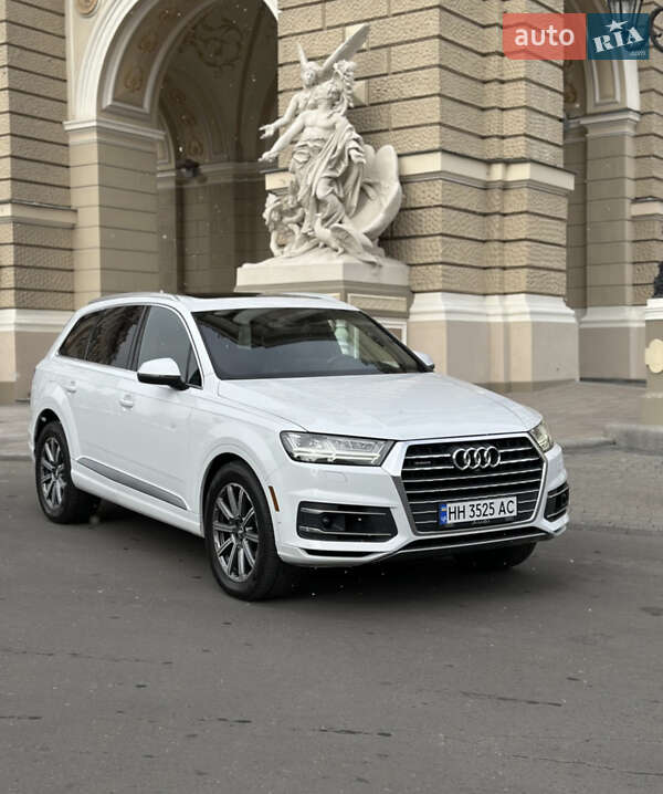 Позашляховик / Кросовер Audi Q7 2019 в Одесі фото 14 Позашляховик / Кросовер Audi Q7 2019 в Одесі