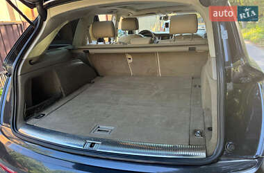 Позашляховик / Кросовер Audi Q7 2010 в Ужгороді
