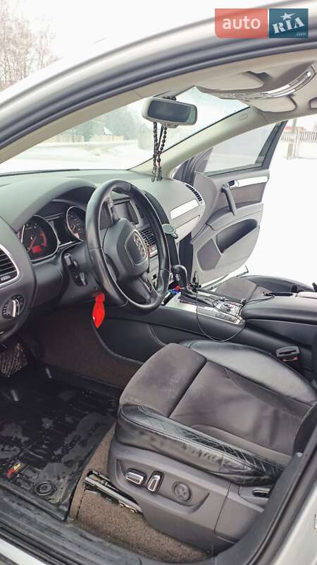 Позашляховик / Кросовер Audi Q7 2009 в Ніжині