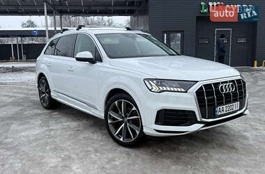 Внедорожник / Кроссовер Audi Q7 2020 в Киеве