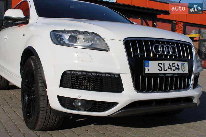 Позашляховик / Кросовер Audi Q7 2011 в Івано-Франківську