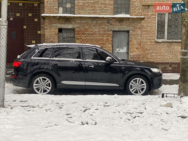 Внедорожник / Кроссовер Audi Q7 2015 в Киеве фото 2 Внедорожник / Кроссовер Audi Q7 2015 в Киеве