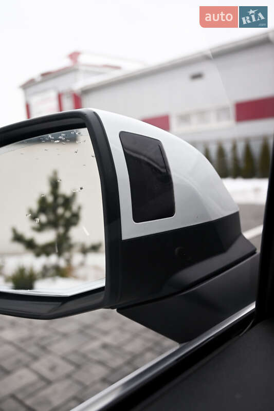 Внедорожник / Кроссовер Audi Q7 2017 в Луцке