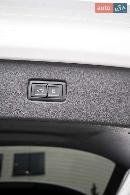 Внедорожник / Кроссовер Audi Q7 2017 в Луцке