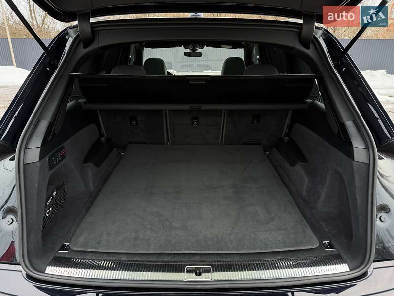 Позашляховик / Кросовер Audi Q7 2016 в Луцьку фото 77 Позашляховик / Кросовер Audi Q7 2016 в Луцьку