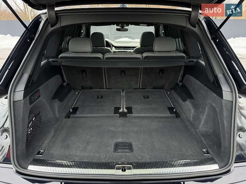 Позашляховик / Кросовер Audi Q7 2016 в Луцьку фото 79 Позашляховик / Кросовер Audi Q7 2016 в Луцьку