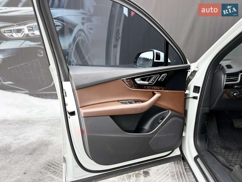 Внедорожник / Кроссовер Audi Q7 2017 в Львове фото 25 Внедорожник / Кроссовер Audi Q7 2017 в Львове
