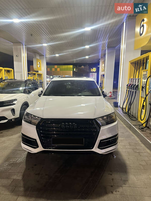 Audi Q7 2018