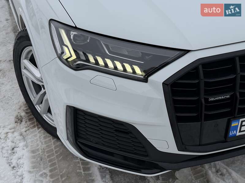 Позашляховик / Кросовер Audi Q7 2020 в Хмельницькому