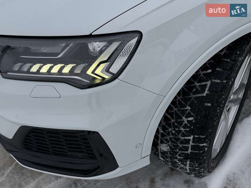 Позашляховик / Кросовер Audi Q7 2020 в Хмельницькому