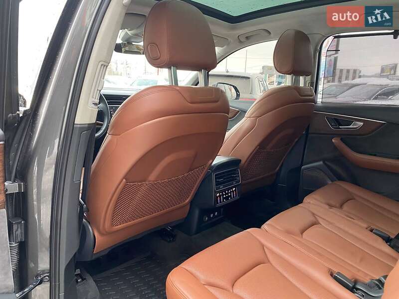 Внедорожник / Кроссовер Audi Q7 2020 в Львове фото 26 Внедорожник / Кроссовер Audi Q7 2020 в Львове
