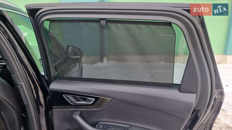 Позашляховик / Кросовер Audi Q7 2017 в Тернополі