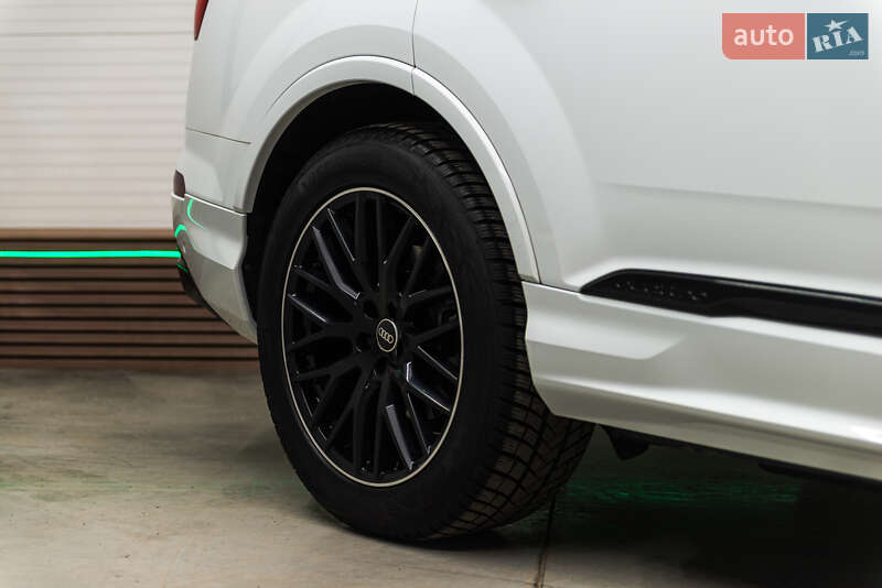 Позашляховик / Кросовер Audi Q7 2022 в Мукачевому фото 2 Позашляховик / Кросовер Audi Q7 2022 в Мукачевому