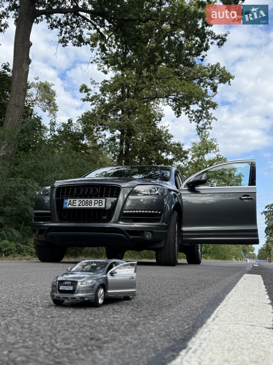 2010 Audi Q7 - мініатюра 3