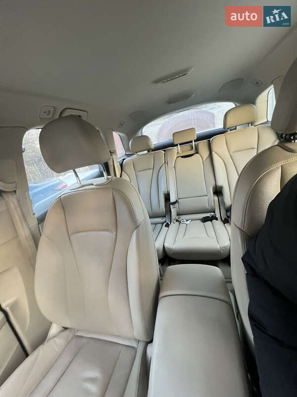 Позашляховик / Кросовер Audi Q7 2016 в Дніпрі