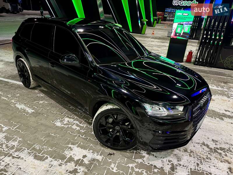 Внедорожник / Кроссовер Audi Q7 2018 в Одессе фото 18 Внедорожник / Кроссовер Audi Q7 2018 в Одессе