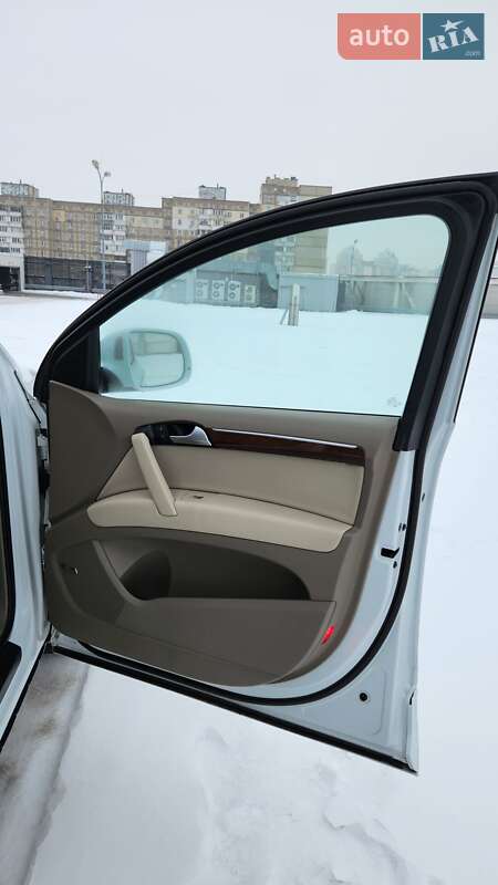 Внедорожник / Кроссовер Audi Q7 2012 в Киеве фото 7 Внедорожник / Кроссовер Audi Q7 2012 в Киеве
