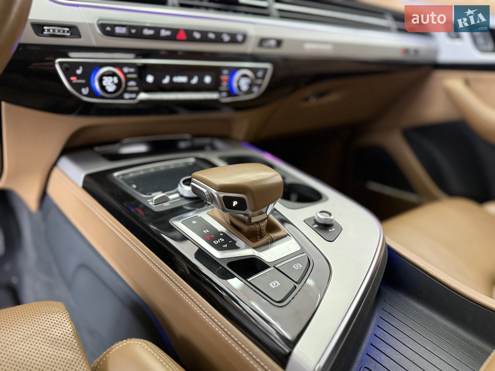 2016 Audi Q7 - мініатюра 32