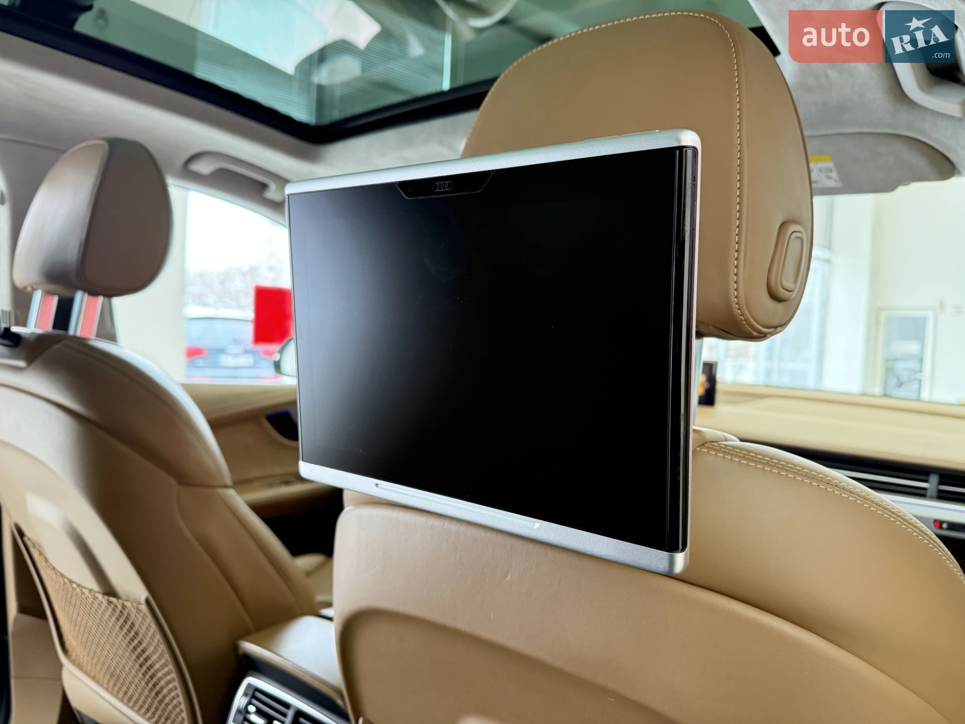 2016 Audi Q7 - мініатюра 44